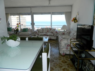 Venta Apartameto 2 dormitorios en Peninsula, Punta del Este. 