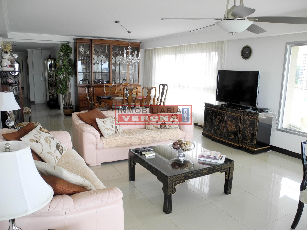 Brava - GoPunta - Portal Inmobiliario de Punta del Este - Maldonado