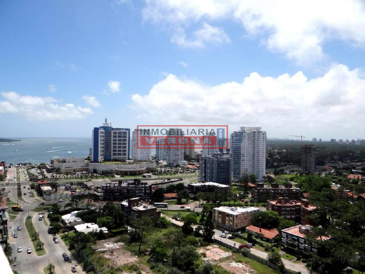Brava - GoPunta - Portal Inmobiliario de Punta del Este - Maldonado