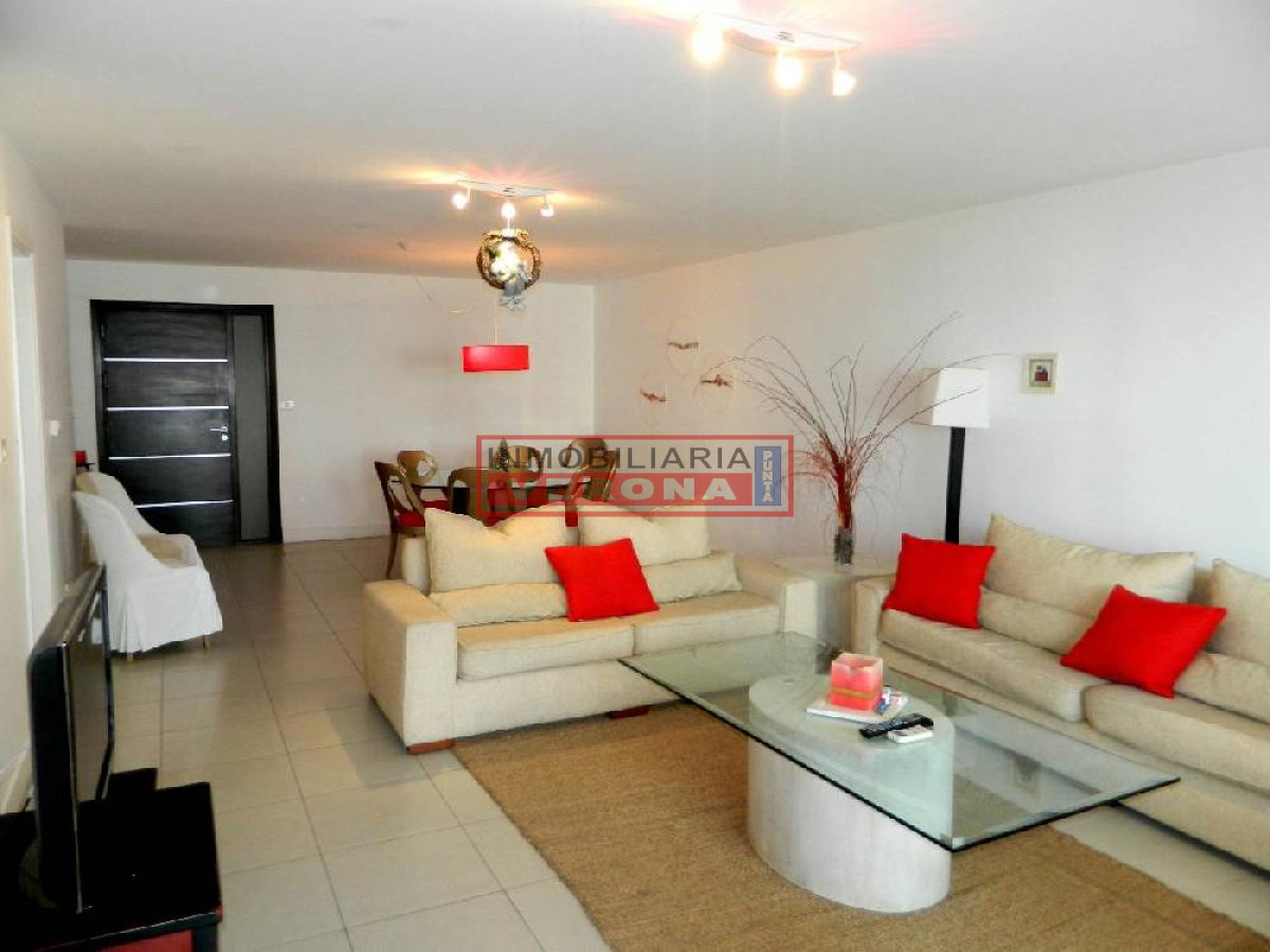 Brava - GoPunta - Portal Inmobiliario de Punta del Este - Maldonado