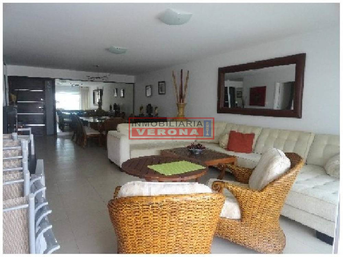 Brava - GoPunta - Portal Inmobiliario de Punta del Este - Maldonado