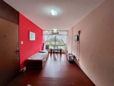 Apartamento en Cantegril - Amplio monoambiente con garaje