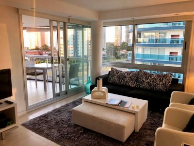 Venta Apartamento 3 Dormitorios - Playa Mansa, Punta Del Este