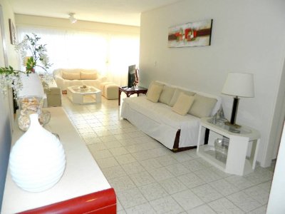 Apartamento en Peninsula, 2 dormitorios *