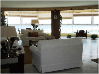 Apartamento en Brava, 3 dormitorios *