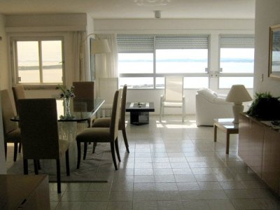 Apartamento en Peninsula, 2 dormitorios *