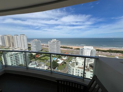 APARTAMENTO WIND TOWER - PISO ALTO, 3 DORMITORIOS