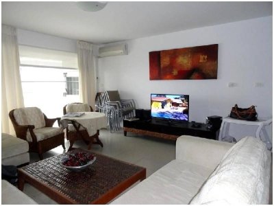 Apartamento en Brava, 3 dormitorios *