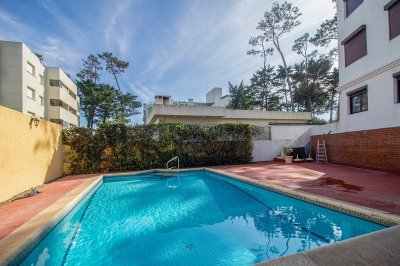 Apartamento en Venta 2 dormitorios Mansa Punta del este Maldonado