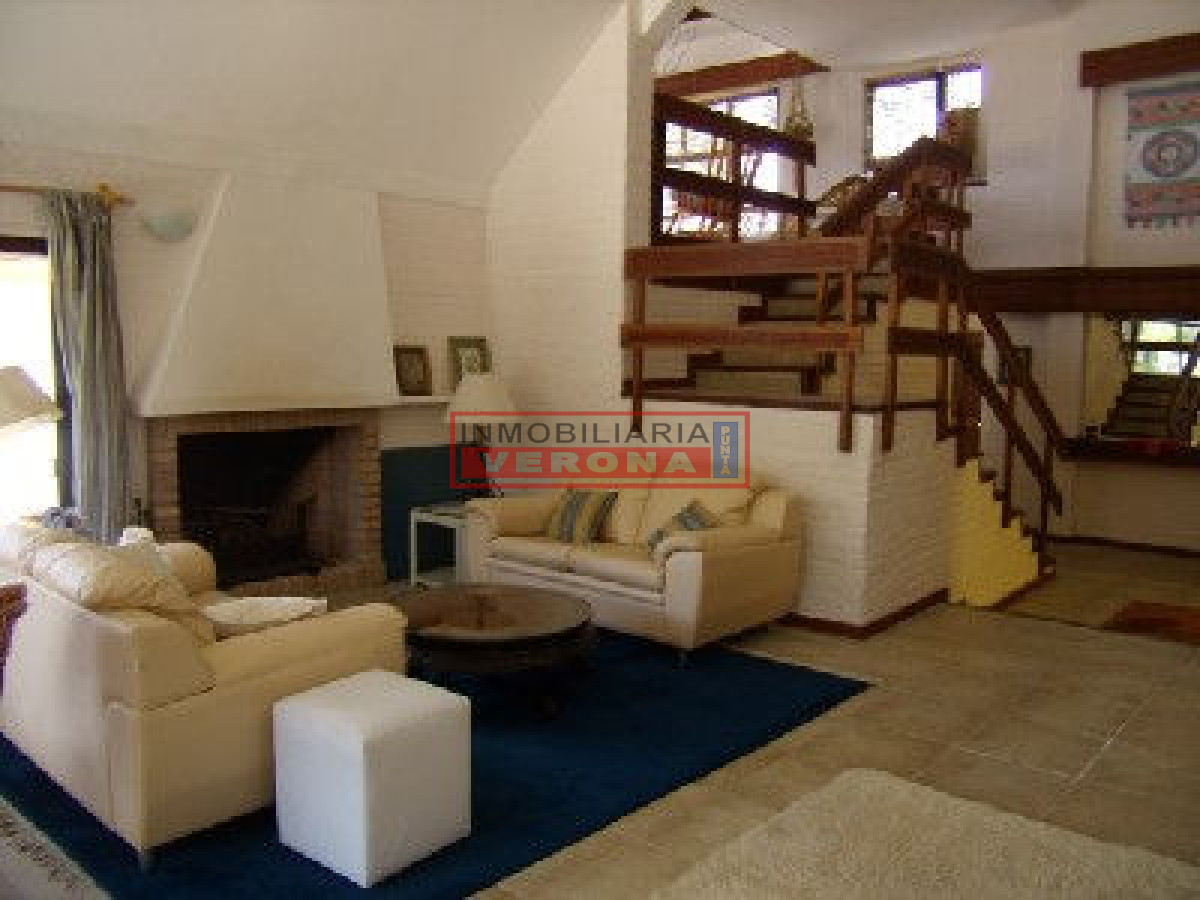 Beverly Hills - GoPunta - Portal Inmobiliario de Punta del Este - Maldonado