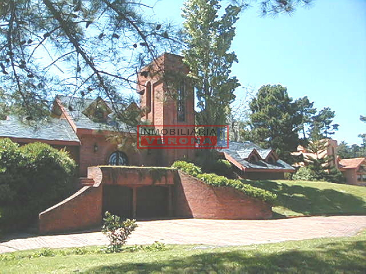 Beverly Hills - GoPunta - Portal Inmobiliario de Punta del Este - Maldonado