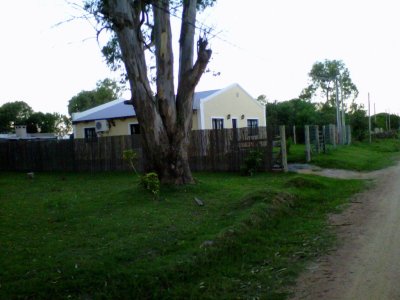 Casa en Balneario Buenos Aires, 3 dormitorios *