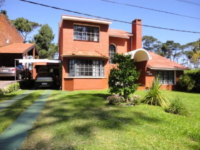Casa en Pinares, 5 dormitorios *