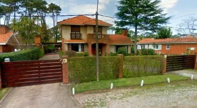 Casa en Cantegril, 3 dormitorios *