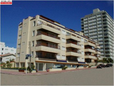 Apartamento en Peninsula, 3 dormitorios *