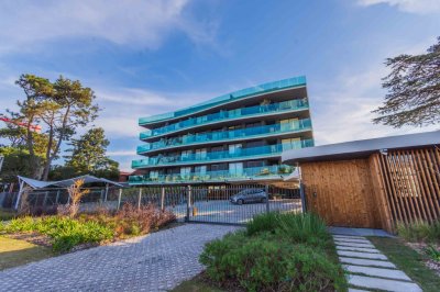 Apartamento en venta de 1 dormitorio c/ cochera en Barra de Carrasco