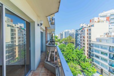 Apartamento en venta c/ cochera en Pocitos