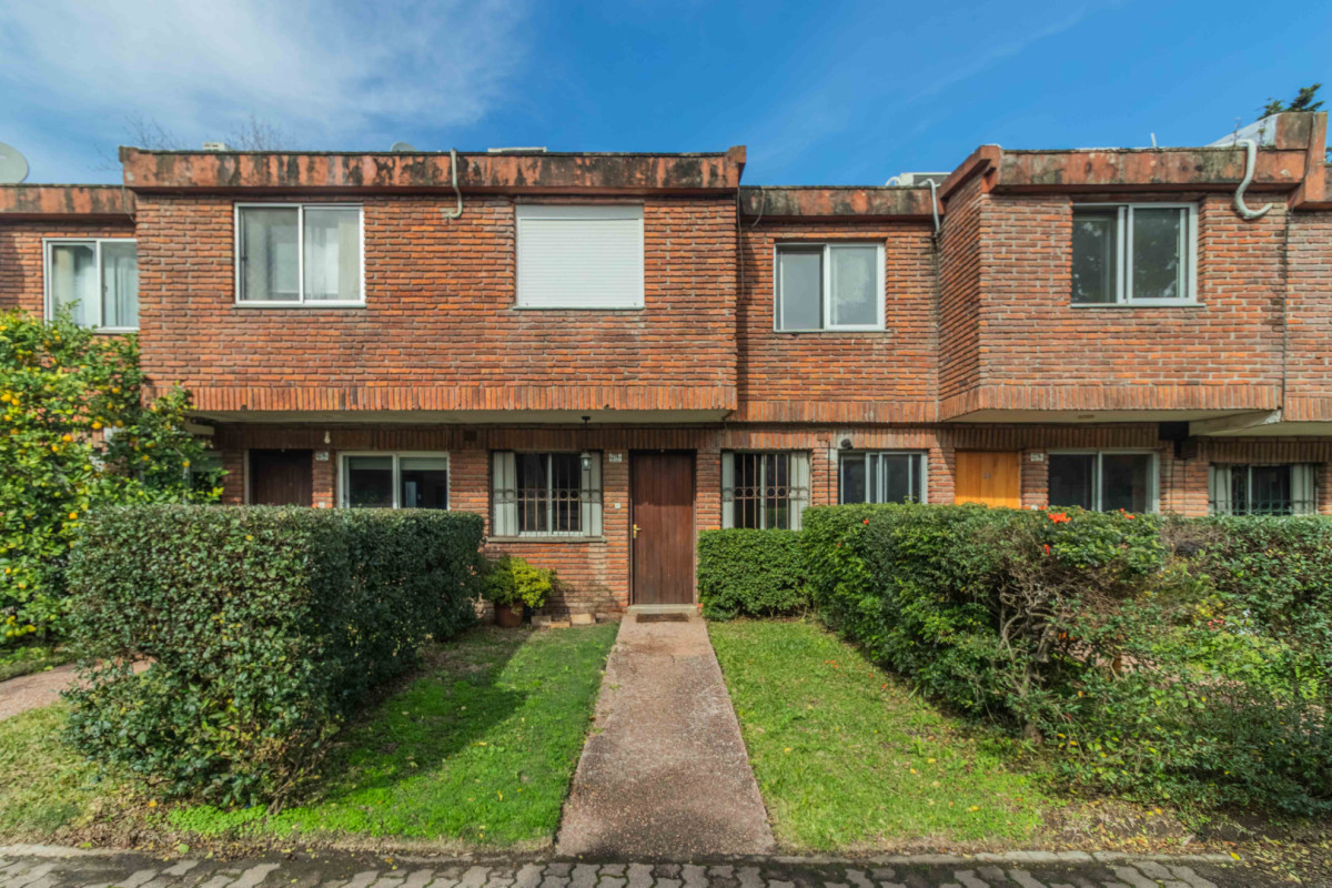 Casa en Complejo Privado en Carrasco Norte