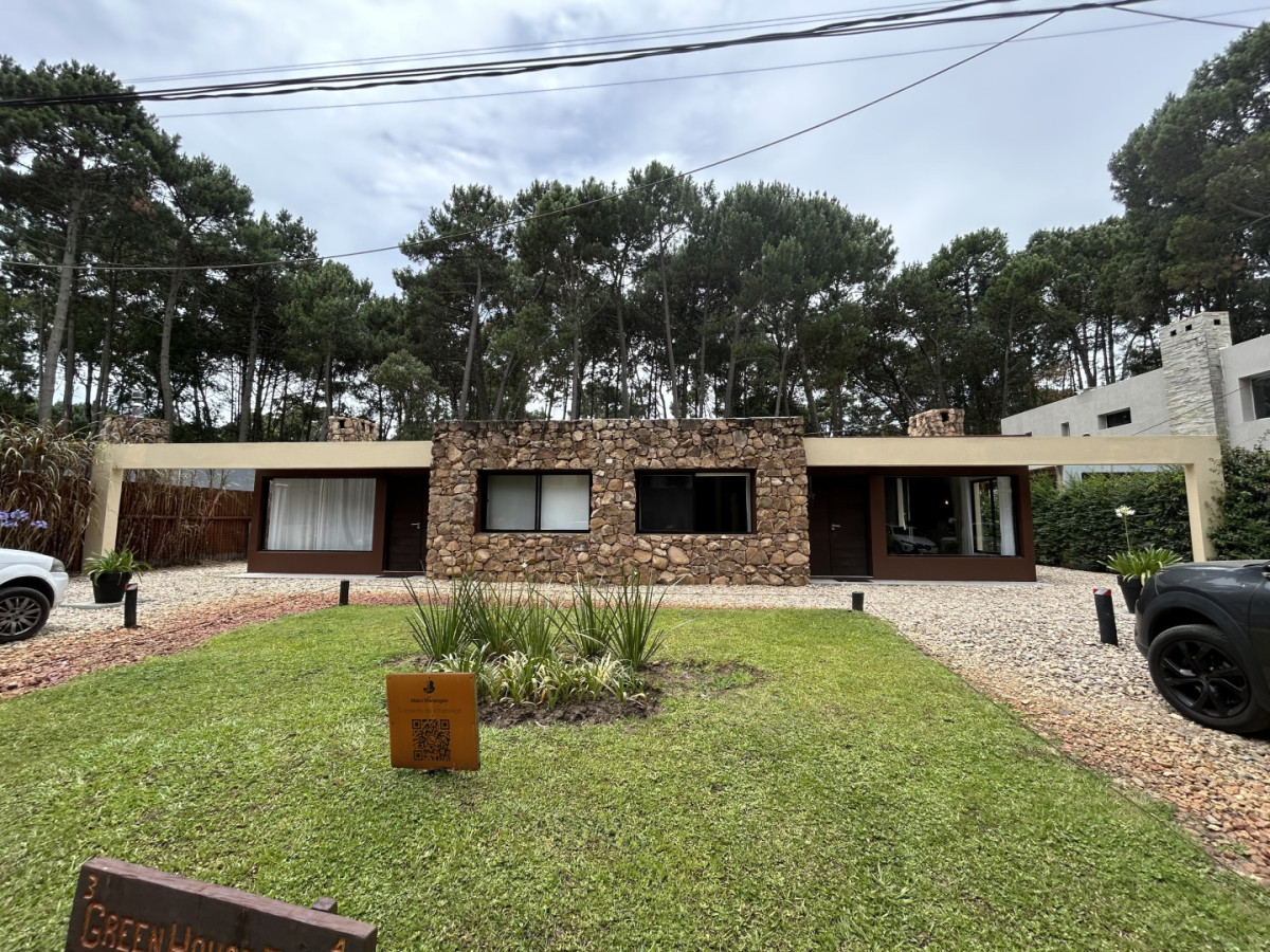 Casa de dos dormitorios en complejo Solanas a la venta oportunidad