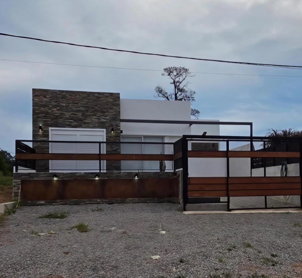 Casa a estrenar - Barrio 4 H