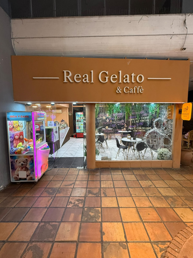 VENTA DE LLAVE DE CAFETERIA-HELADERIA CENTRO MLDO