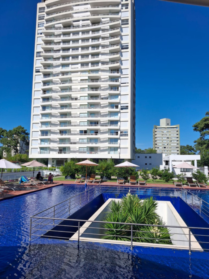Alquiler de temporada apartamento 2 dormitorios en Punta del Este 