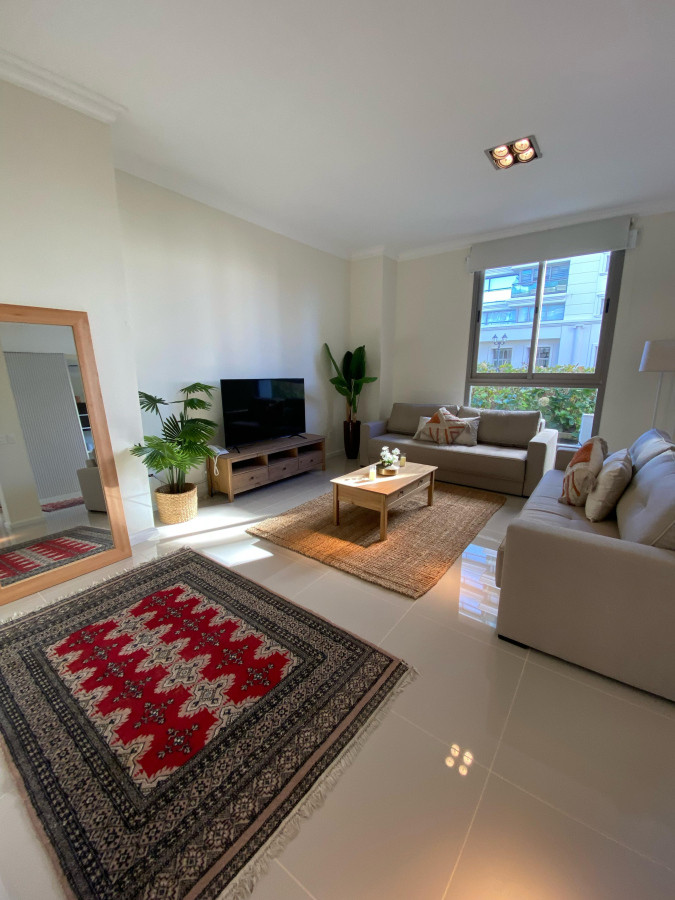 Venta de  Apartamento, con 1 dormitorio, en Playa Brava, con amenities