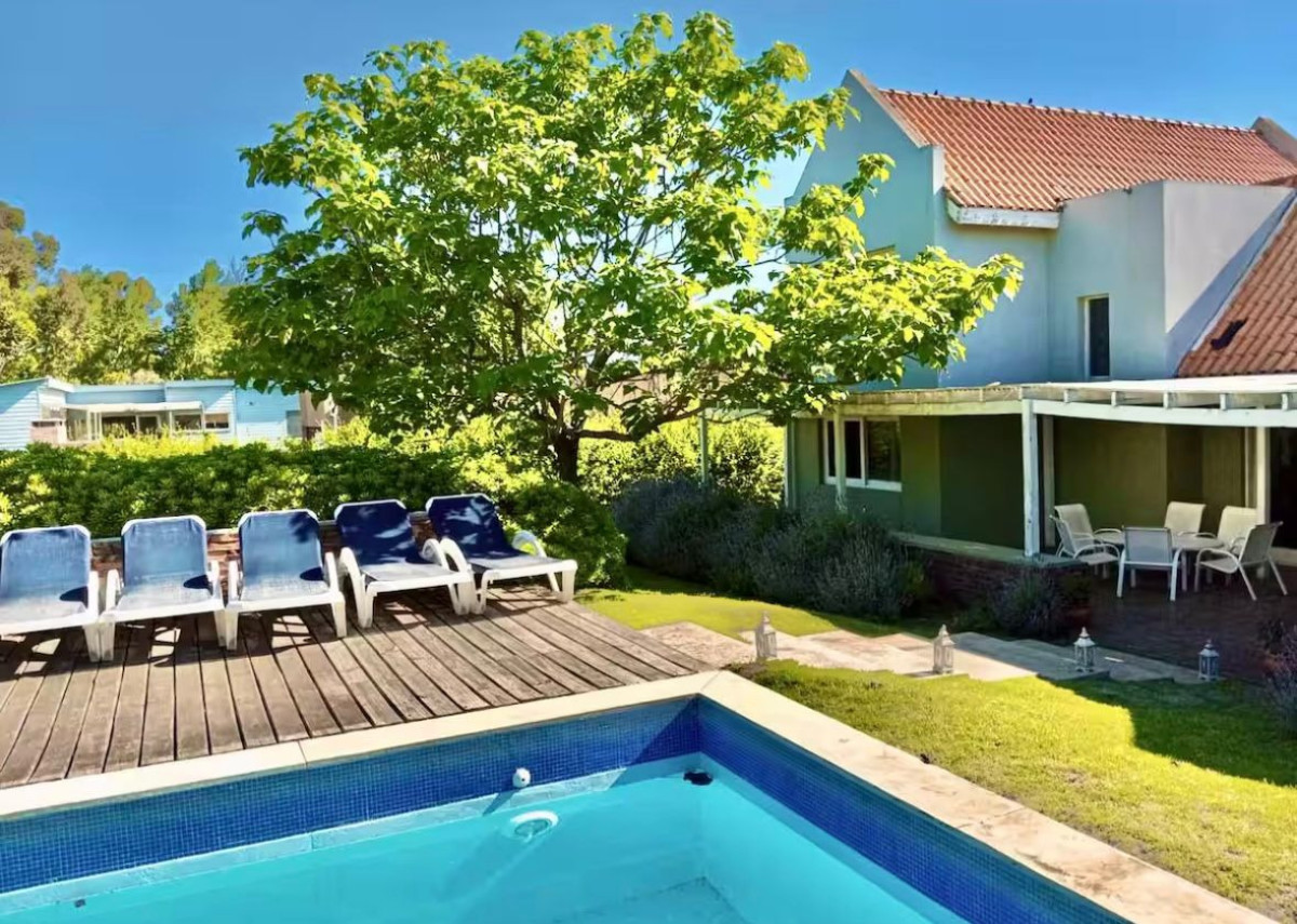 ALQUILER DE TEMPORADA CASA EN LA BARRA CON PISCINA