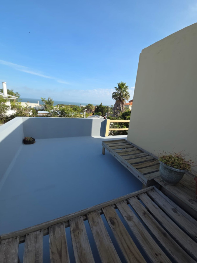 ALQUILER ANUAL CASA EN ALTOS DE PUNTA PIEDRAS