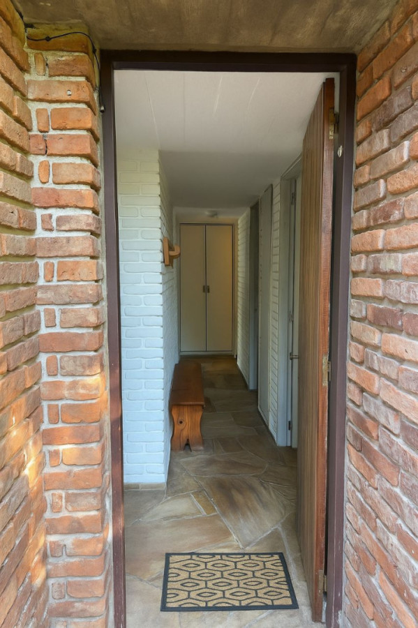 CASA EN ALQUILAR ANUAL EN PUNTA BALLENA