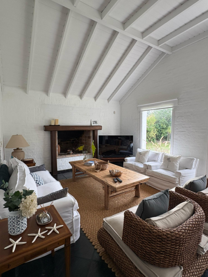 ALQUILER QUINCENA LA BARRA PUNTA DEL ESTE - CASA LAS ESTRELLAS