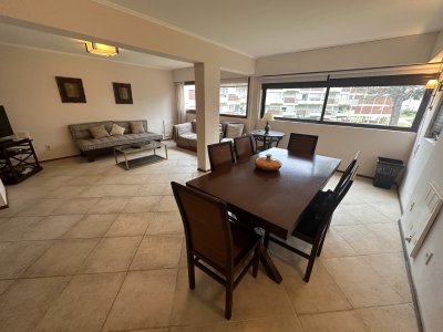 Apartamento dúplex en venta  Zona Aidy Grill, Punta del Este