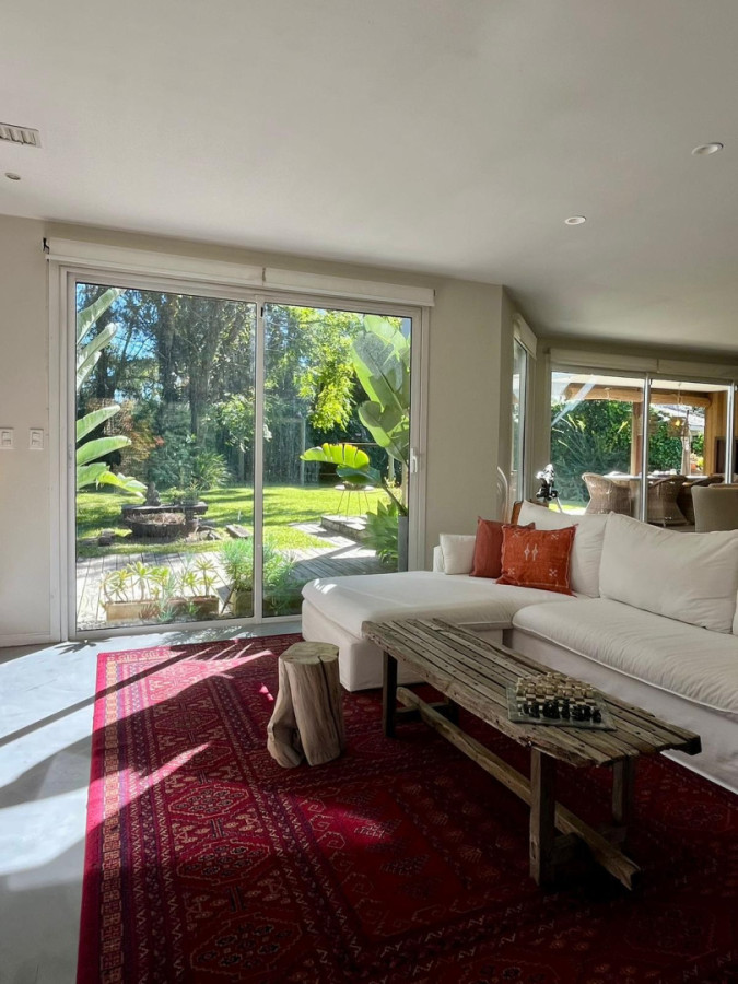 Casa alquiler enero 3 dormitorios en Punta del Este 