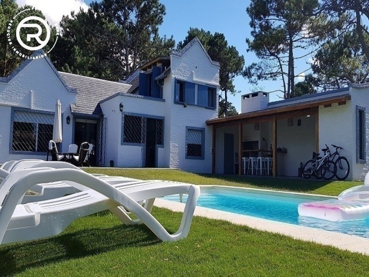 Casa ubicada a dos cuadras de la playa