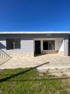 Se alquila Casa en Salinas Norte más Monoambiente