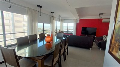 APARTAMENTO EN PRIMERA LINEA EN MANSA 