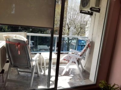 Venta apartamento de 2 dormitorios y garaje en Pocitos  