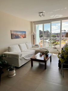 ALQUILER APARTAMENTO EN PUNTA DEL ESTE  