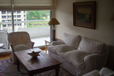 VENTA APARTAMENTO 2 DORMITORIOS - ROOSEVELT - EDIFICIO CON SERVICIOS 