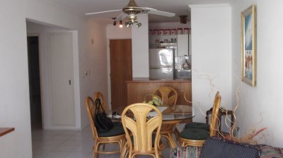 Venta Apartamento en Pda 2 - playa Brava - Punta del Este 