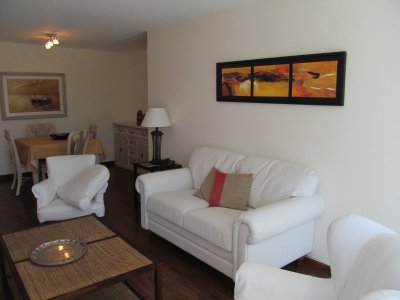 APARTAMENTO A LA VENTA ZONA MANSA 