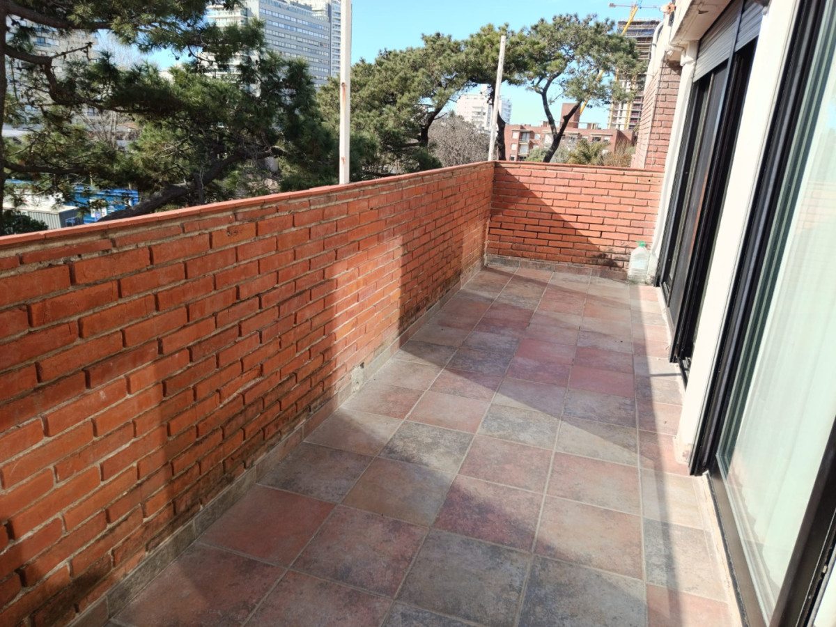 VENDE APARTAMENTO EN AIDY GRILL PUNTA DEL ESTE