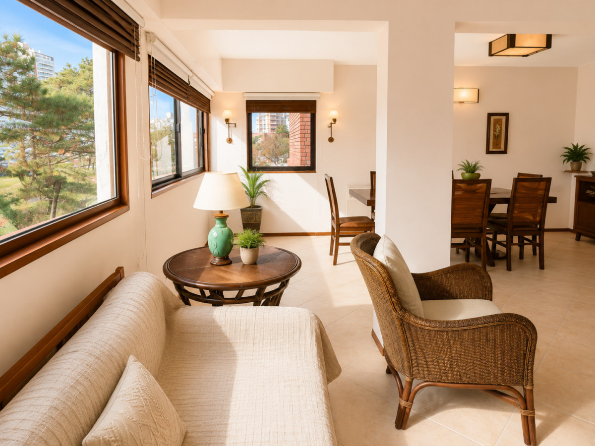 VENDE APARTAMENTO EN AIDY GRILL PUNTA DEL ESTE