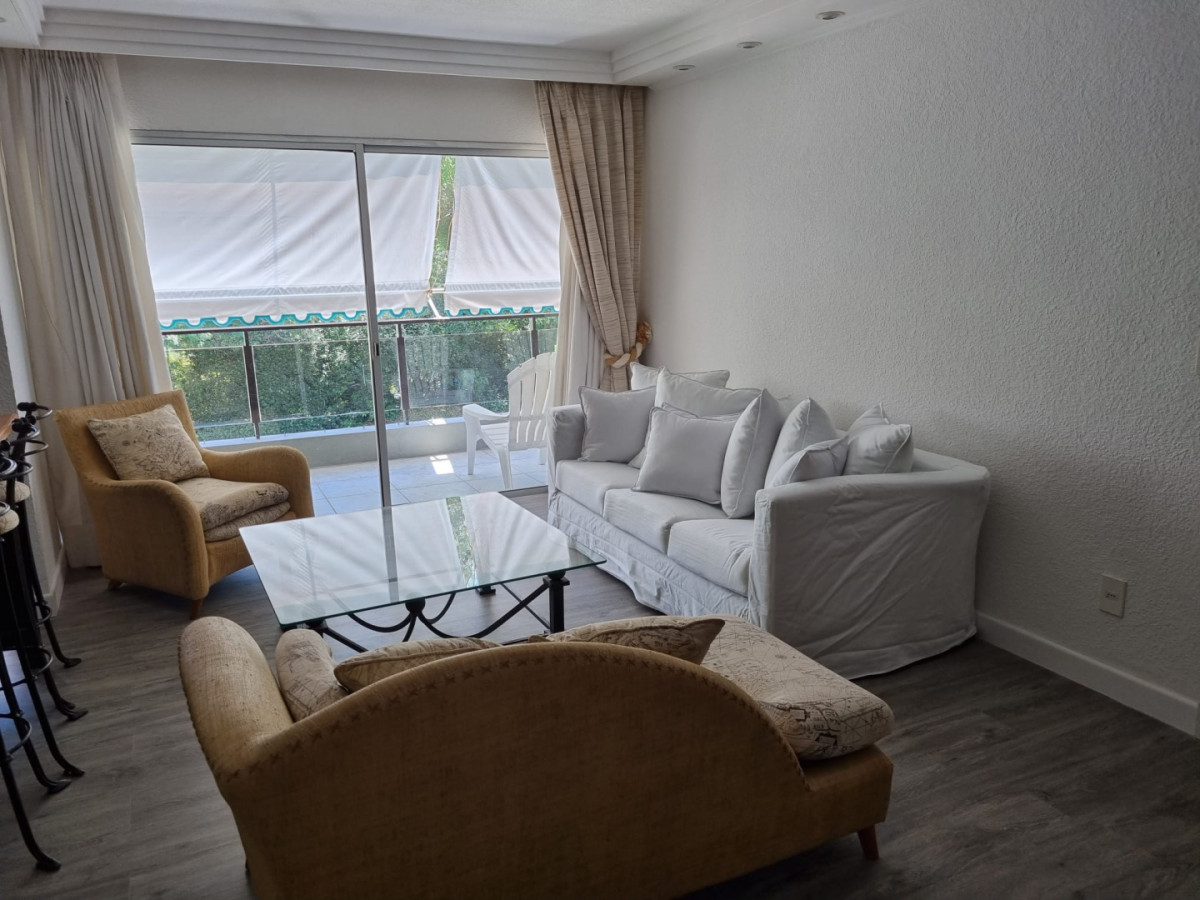 VENDE APARTAMENTO EN PLAYA MANSA 