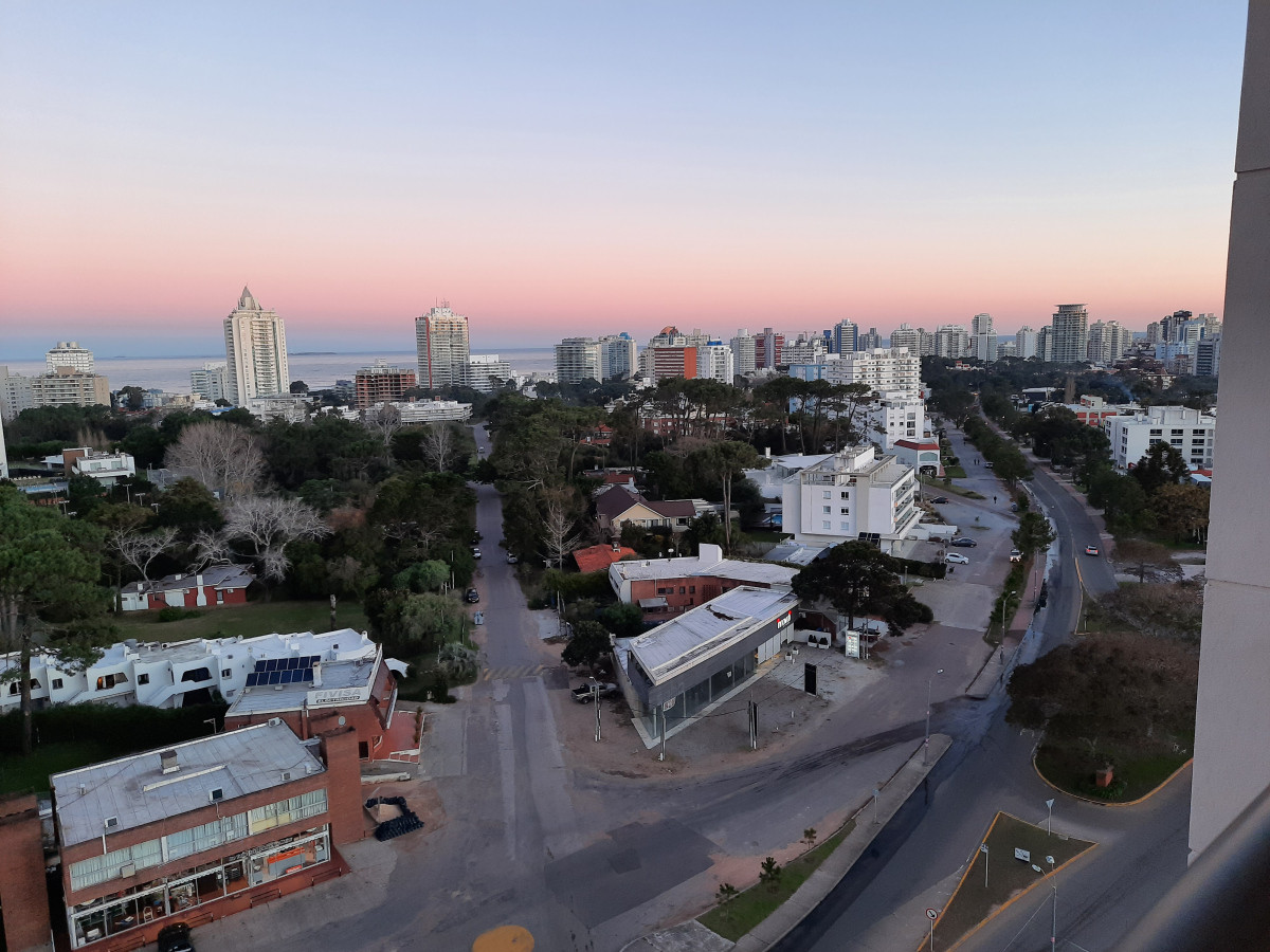 Venta de apartamento 2 dormitorios con cochera en Aidy Grill - Edificio nuevo con amenities