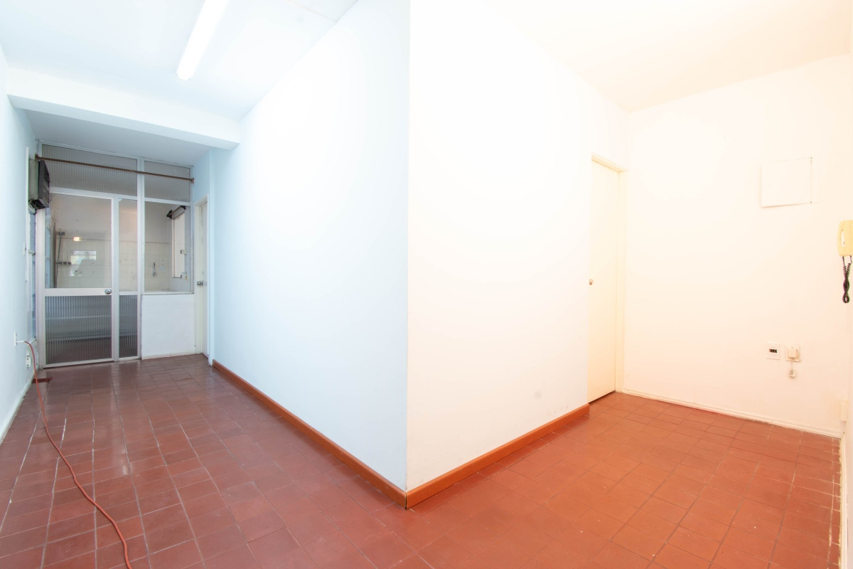 OFICINA EN CENTRO DE MONTEVIDEO