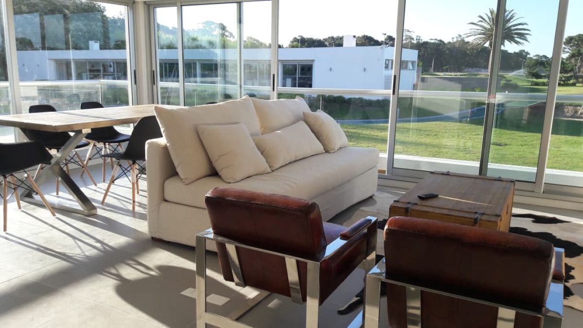 Apartamento a la venta zona Brava con amenities