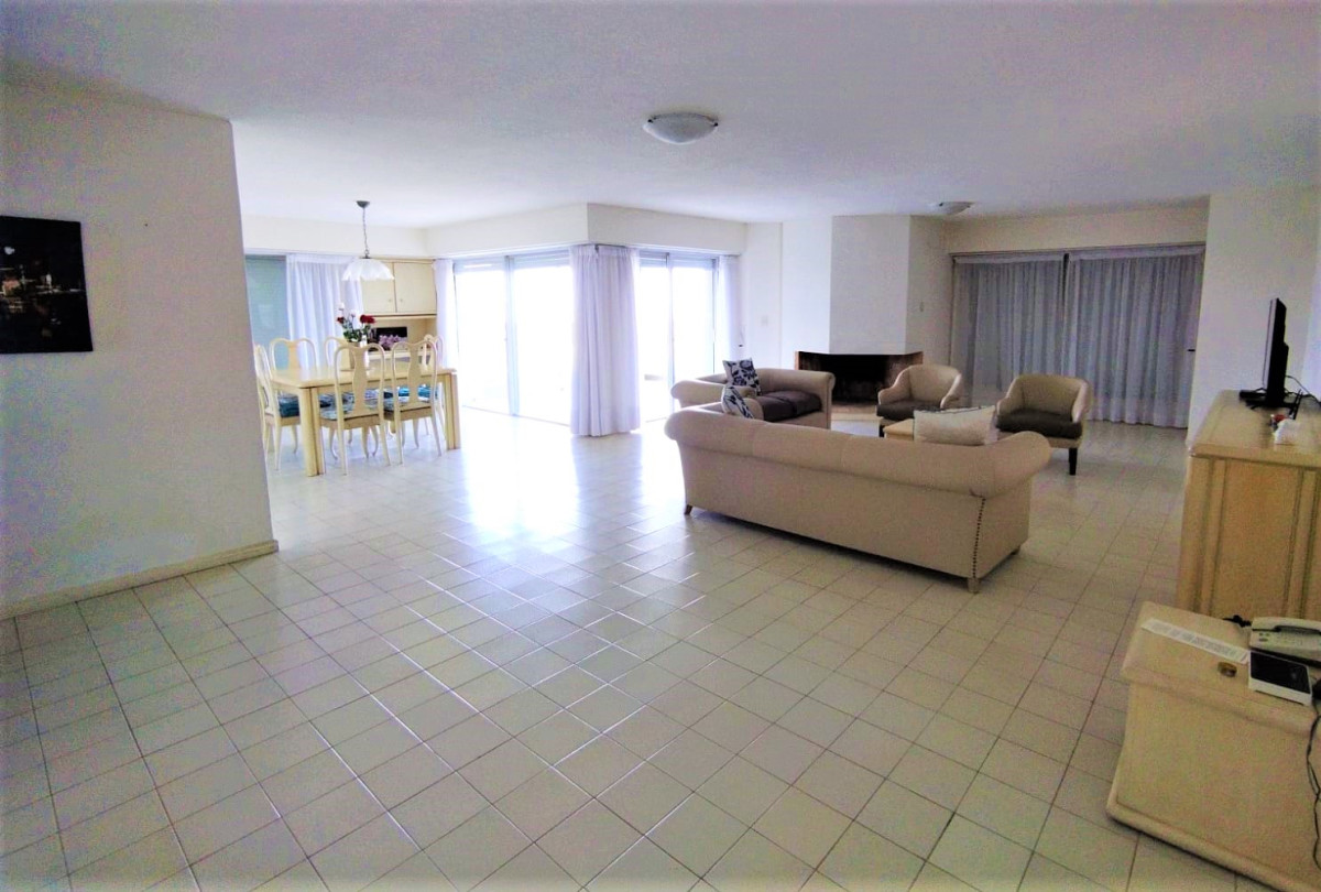 Venta Apartamento 3 Dormitorios - Punta del Este