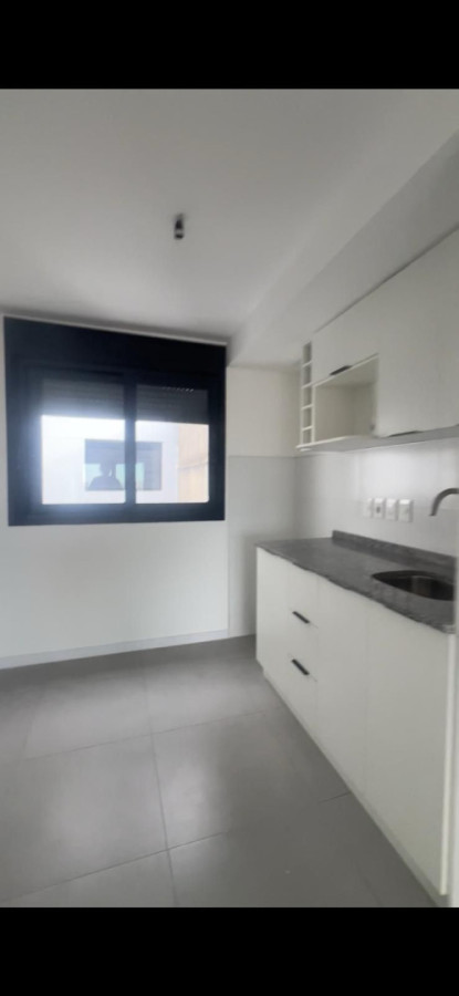 Venta apartamento monoambiente a estrenas en Cordón, próximo a Universidades