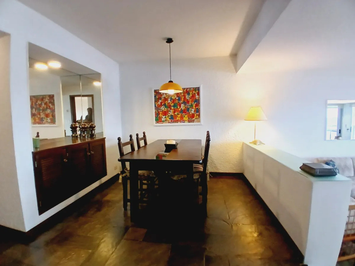 APARTAMENTO EN VENTA FRENTE AL MAR 